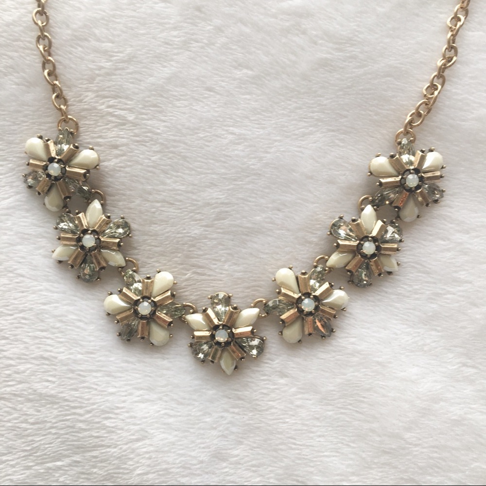 “Mariah" Necklace || White Crystal Statement Set